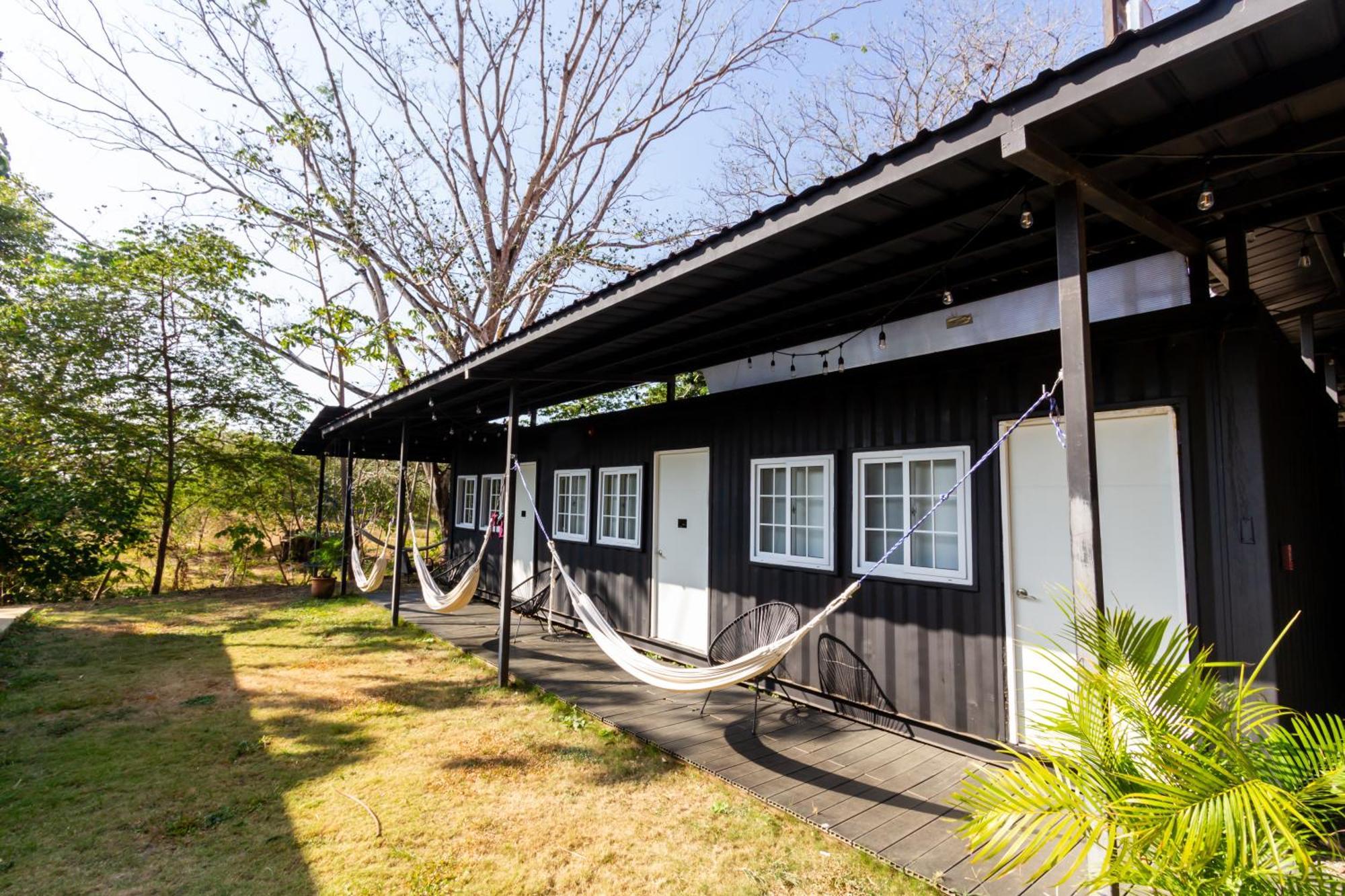 Nao Hostels Playa Venao Esterno foto